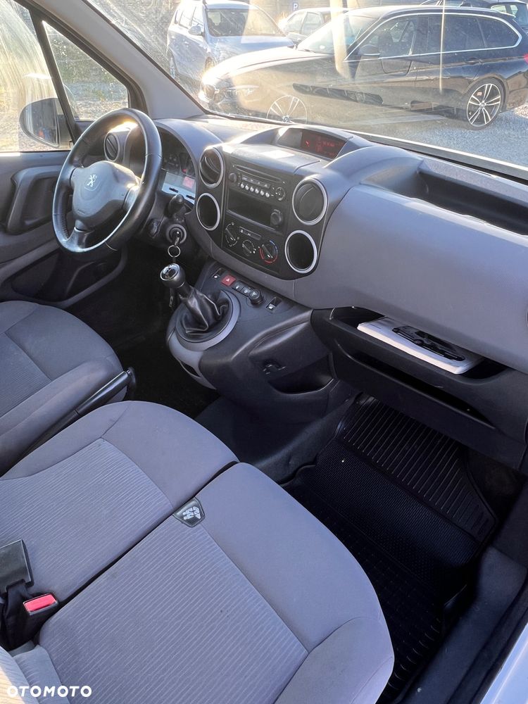 Peugeot Partner - 8