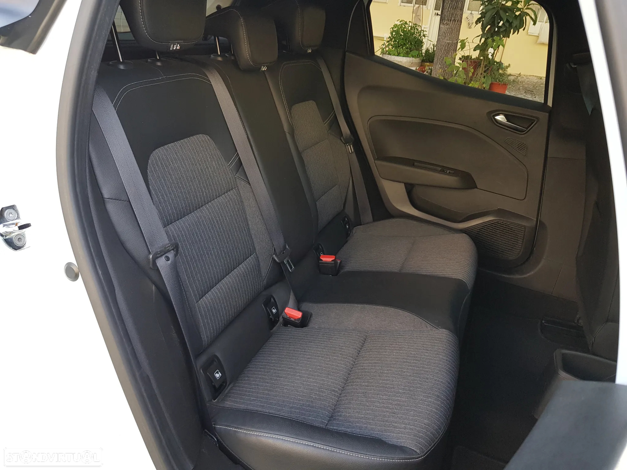 Renault Clio 1.5 Blue dCi Exclusive - 39