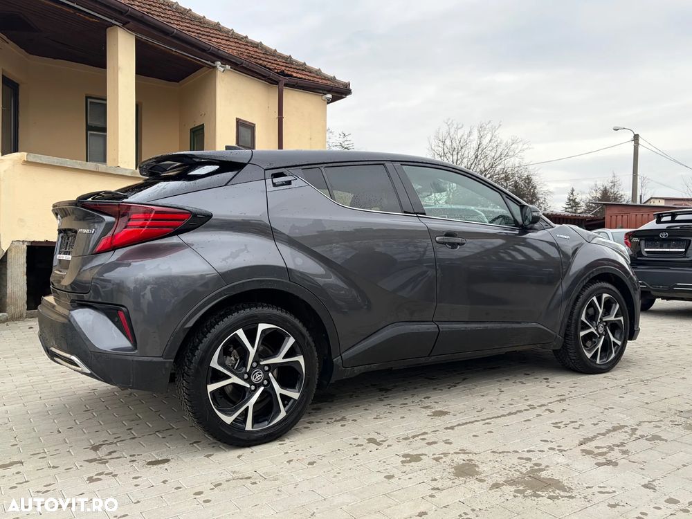 Toyota C-HR 2.0 HSD 184 CP 4x2 CVT Classy Bi-Tone - 17