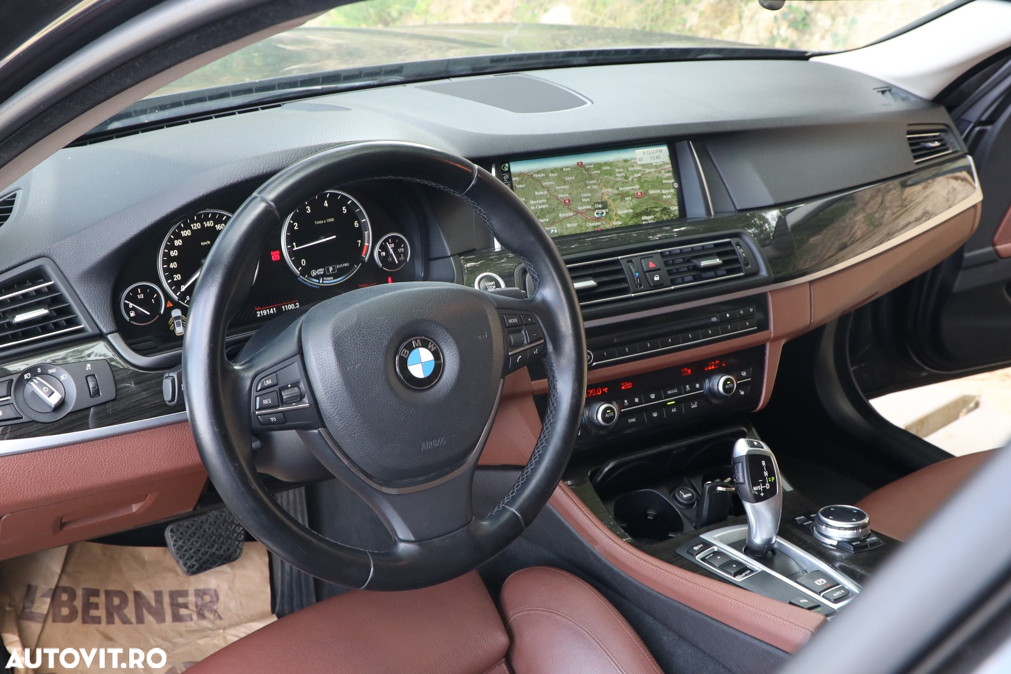 BMW Seria 5 520i Touring Aut. Luxury Line - 7