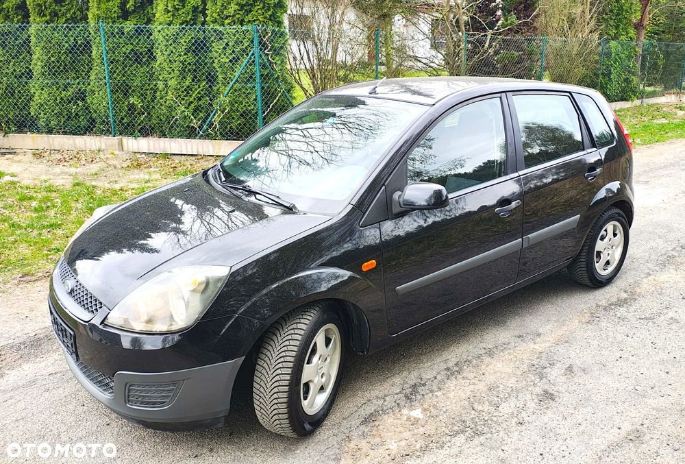 Ford Fiesta 1.3 Ambiente - 5