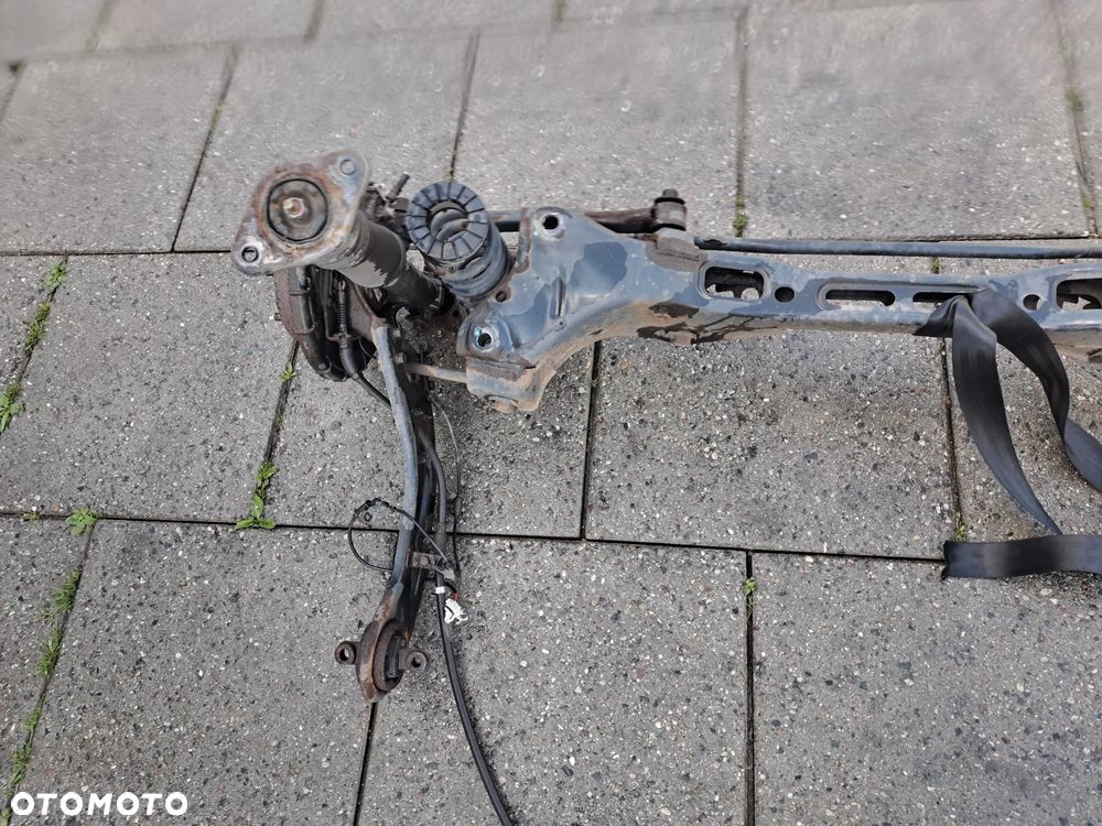 Hyundai IX35 belka tylnego zawieszenia belka tylna kompletna - 4