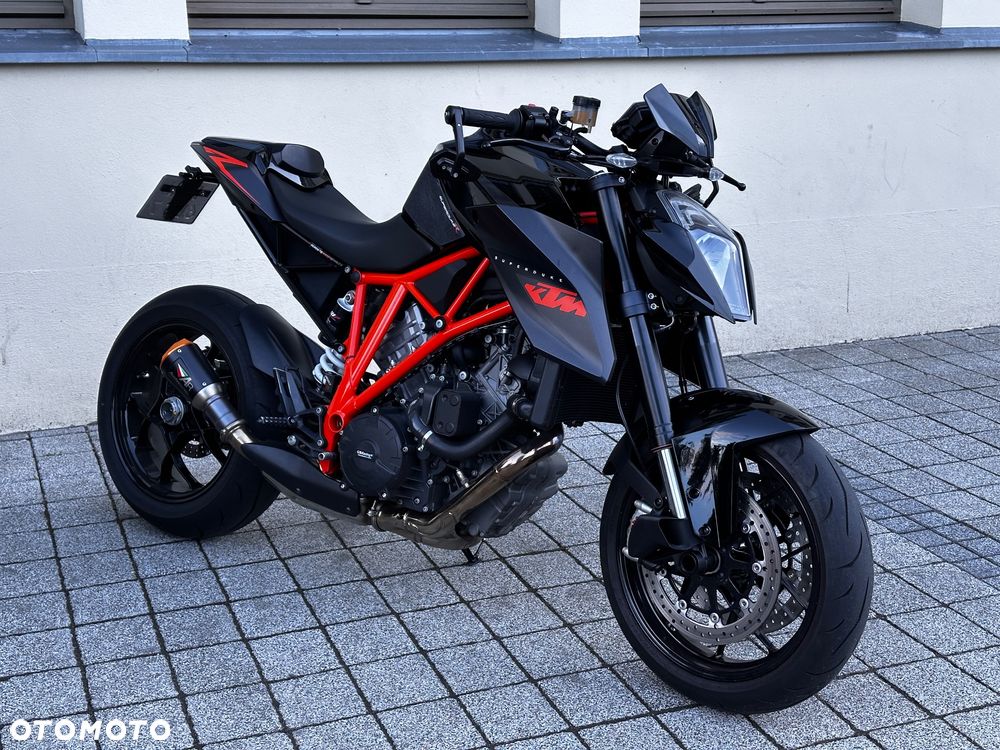 KTM Super Duke - 1