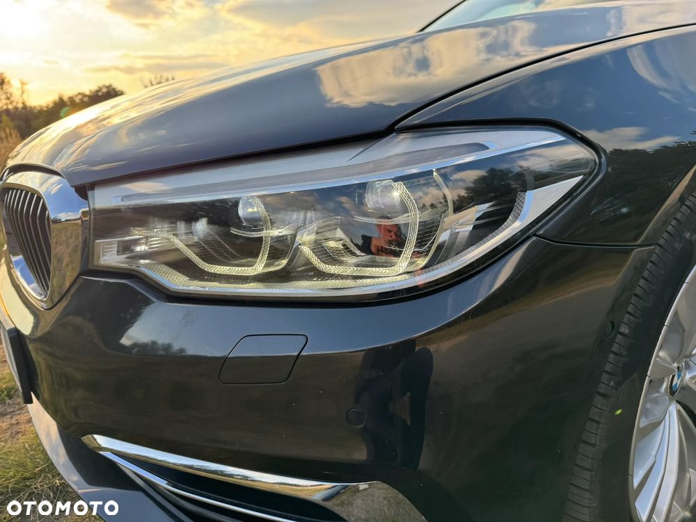 BMW Seria 5 520d Luxury Line - 8