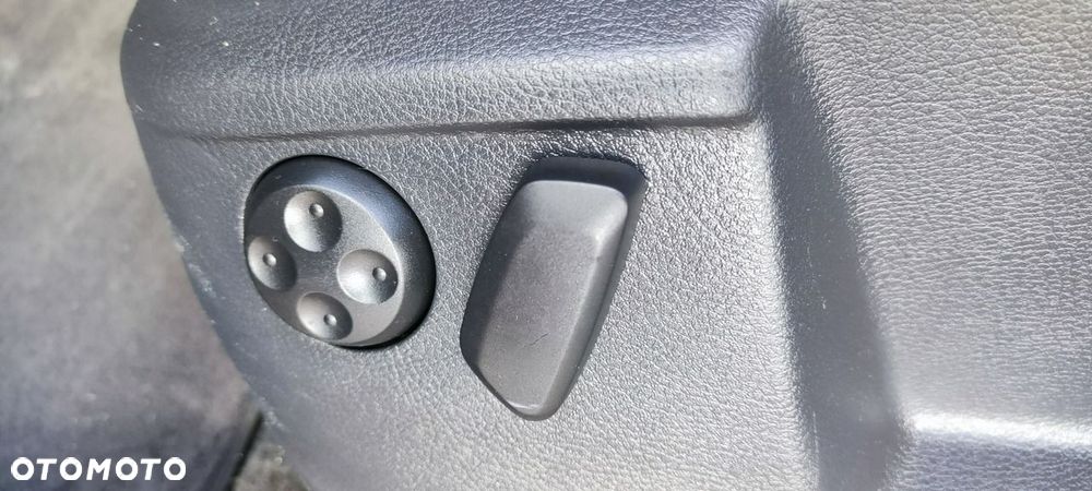 Volkswagen Sharan - 29
