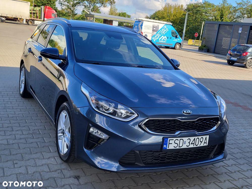 Kia Ceed - 4