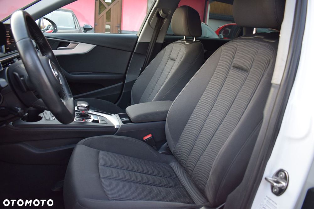 Audi A4 Avant 2.0 TDI S tronic - 10