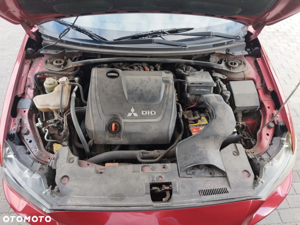 Mitsubishi Lancer - 7