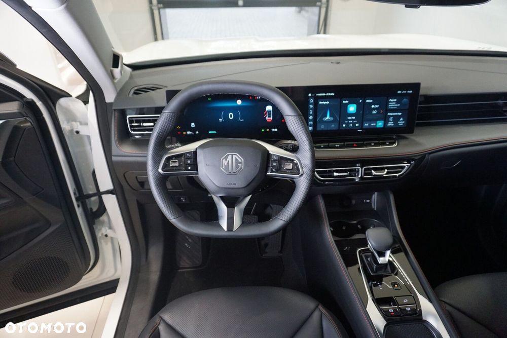 MG HS Hybrid+ - 33