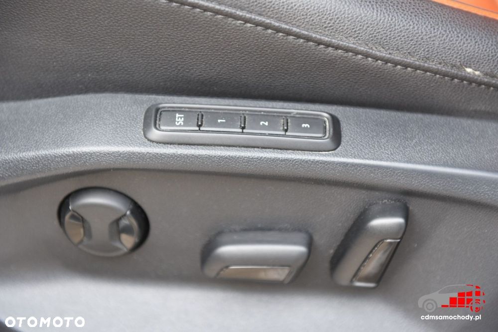 Volkswagen Tiguan - 37