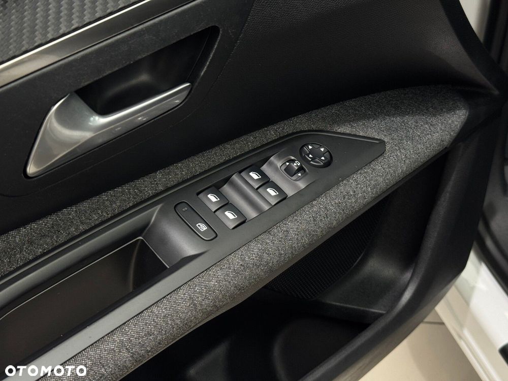 Peugeot 3008 1.2 PureTech Active - 20