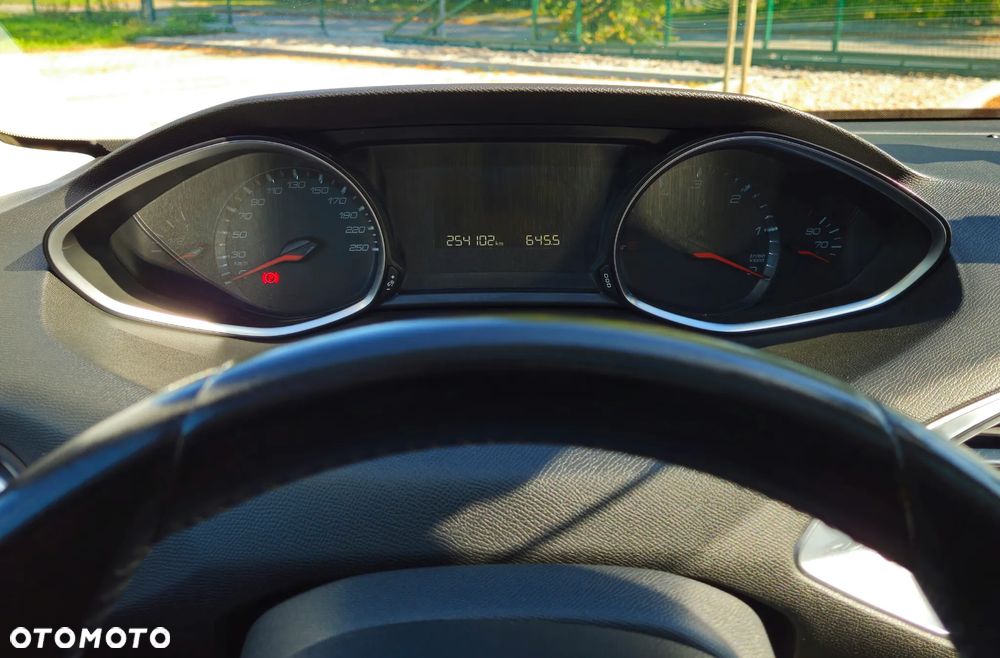 Peugeot 308 SW 2.0 Blue HDi Allure S&S - 20