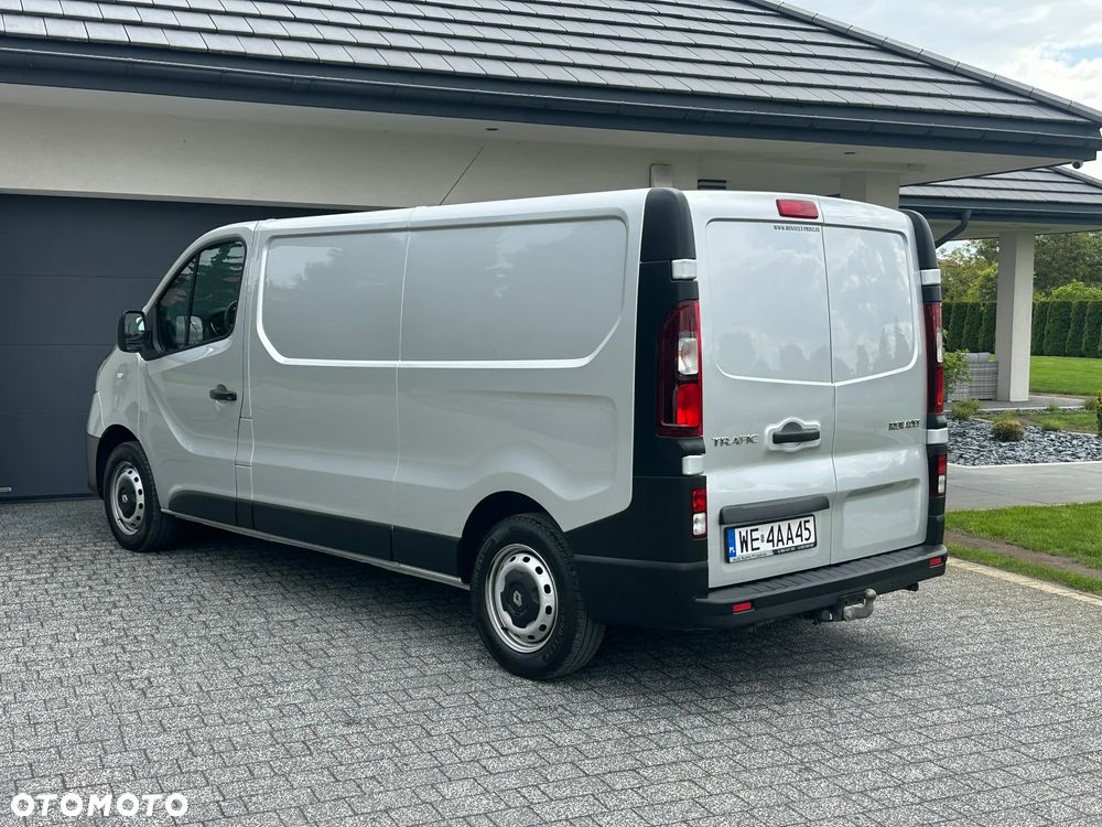 Renault Trafic - 11