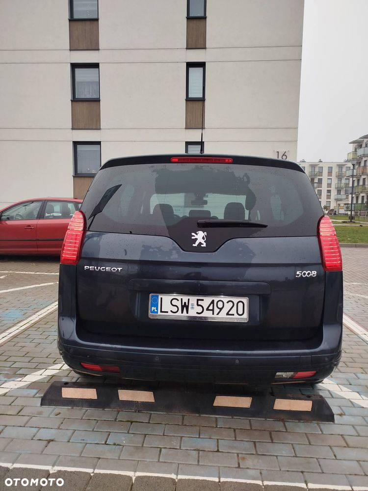 Peugeot 5008 1.6 HDi Premium - 6