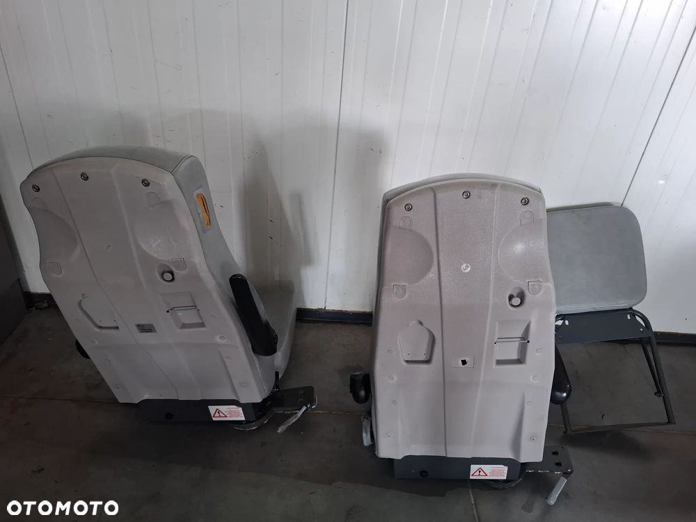 Fotele dodatkowe kamper karetka 3sztuki komplet Renault Master Ducato Boxer obrotowe - 6