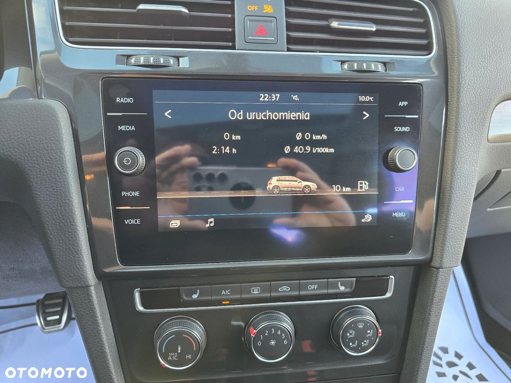 Volkswagen Golf - 25