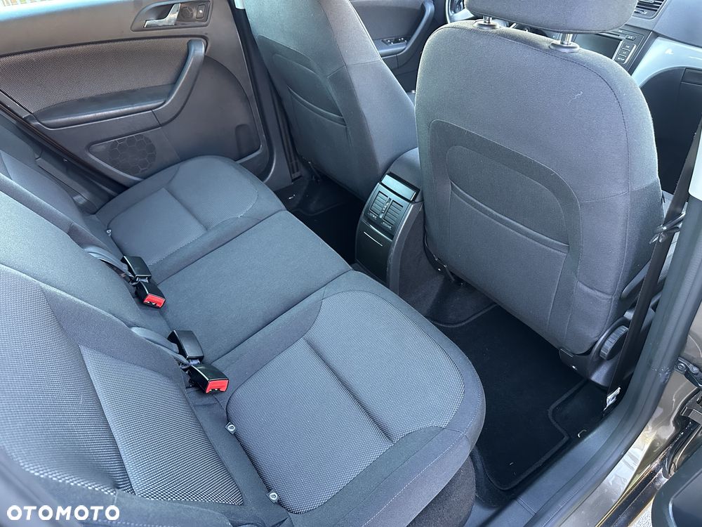 Skoda Yeti 2.0 TDI Experience PLUS EDITION - 9