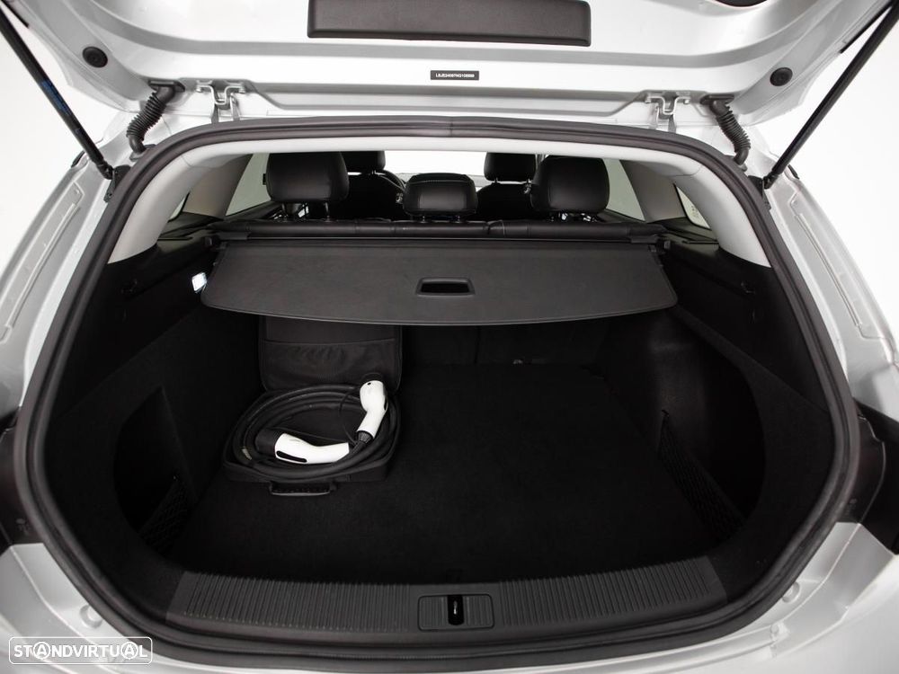 MG MG5 61 kWh Luxury - 12