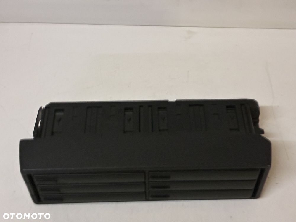 BMW 5 E34 1390366.9 KASETON Fischer-Box  POJEMNIK NA KASETY - 7