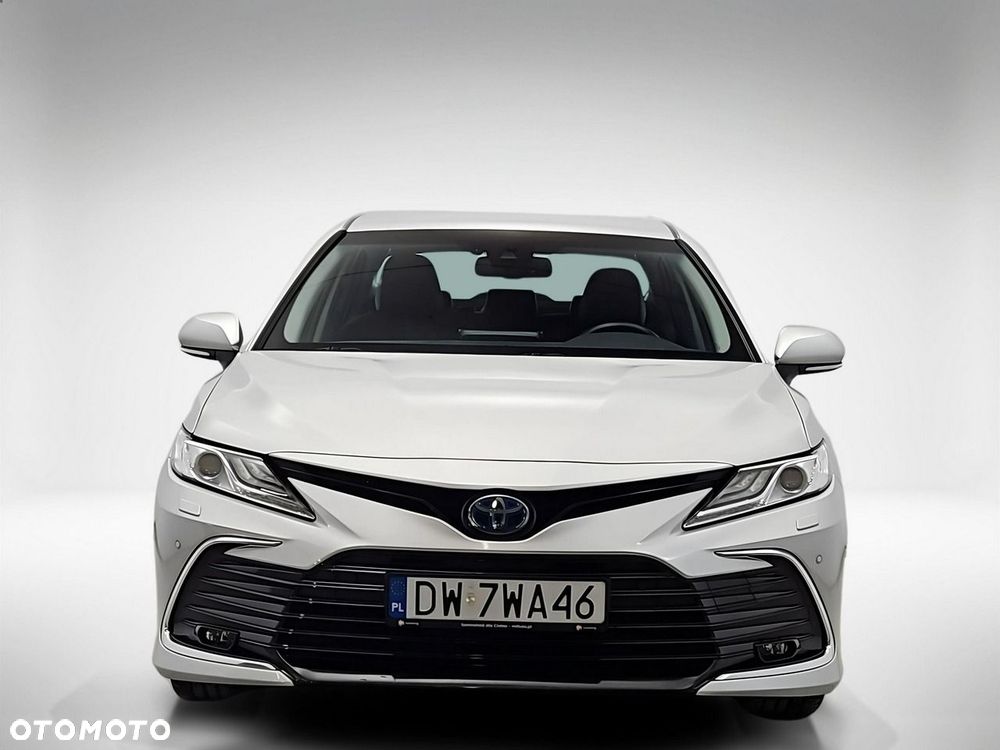 Toyota Camry 2.5 Hybrid Executive CVT - 9