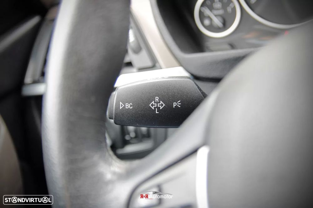 BMW 320 d EfficientDynamics Line Modern — fotografia 18
