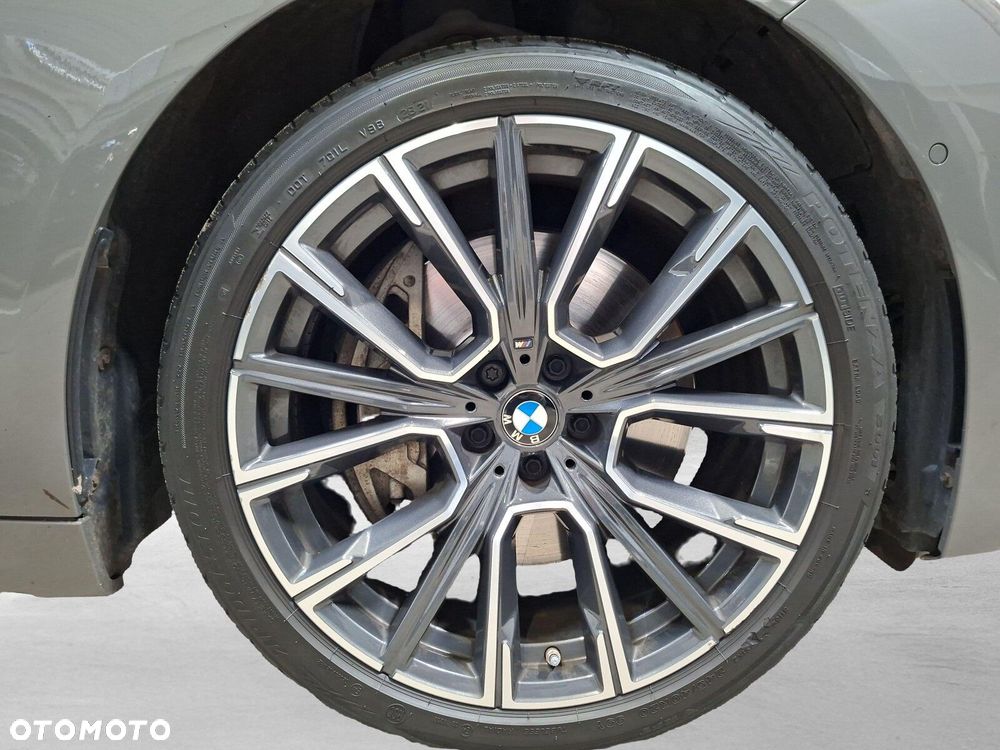BMW Seria 7 - 10
