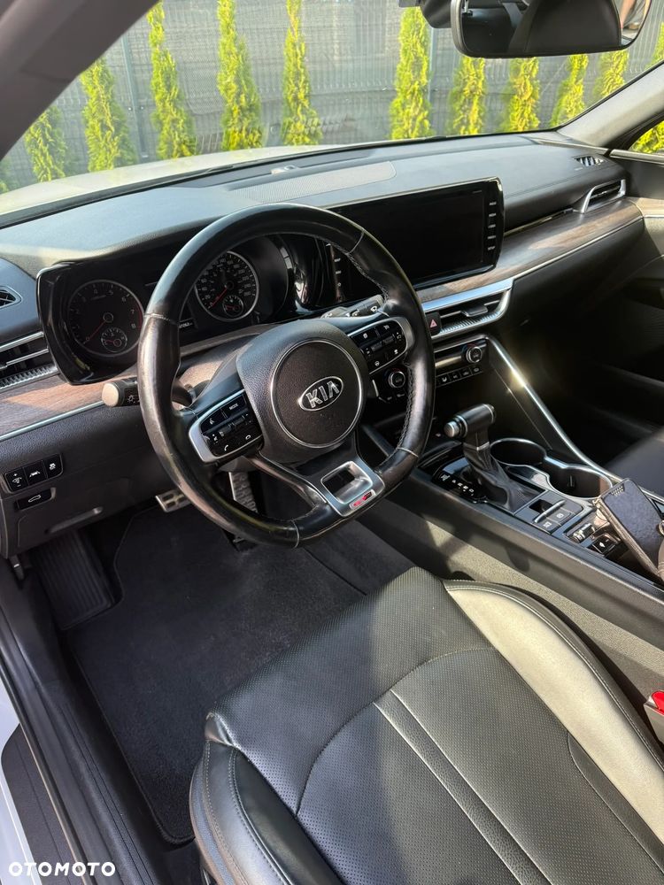 Kia K5 - 3