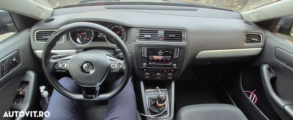 Volkswagen Jetta 1.4 TSI Comfortline - 5