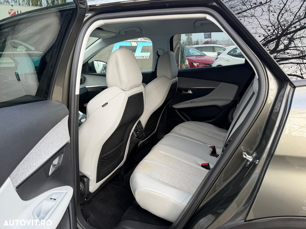 Peugeot 3008 BlueHDi 130 Stop & Start EAT8 Crossway - 29