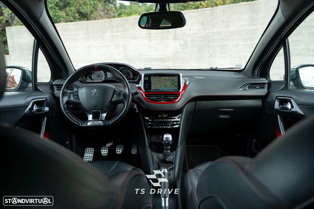 Peugeot 208 GTI 200 THP - 7