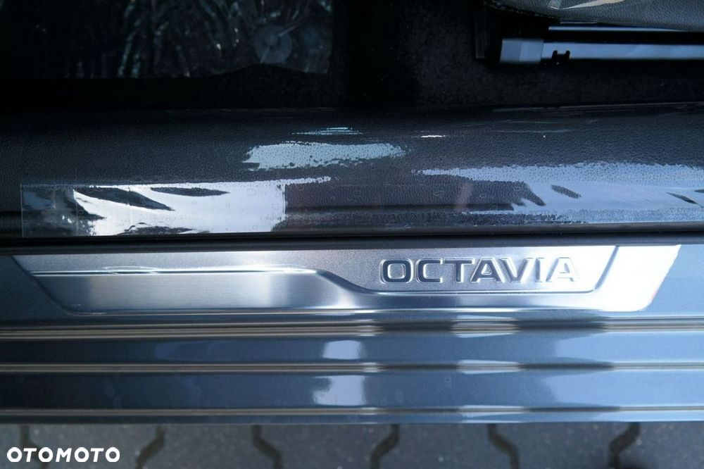 Skoda Octavia - 30