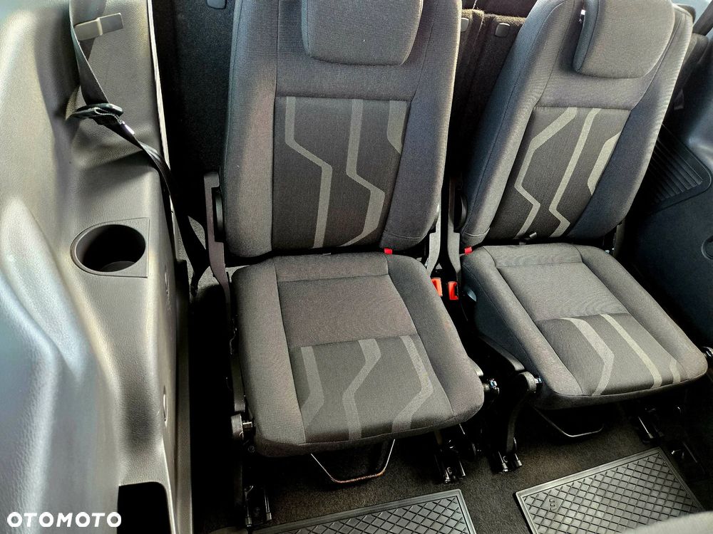 Ford Tourneo Connect 1.5 TDCi Start-Stop Titanium - 11