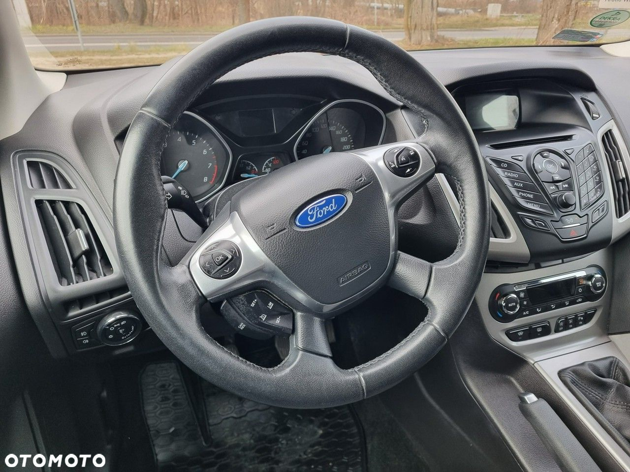 Ford Focus - 22