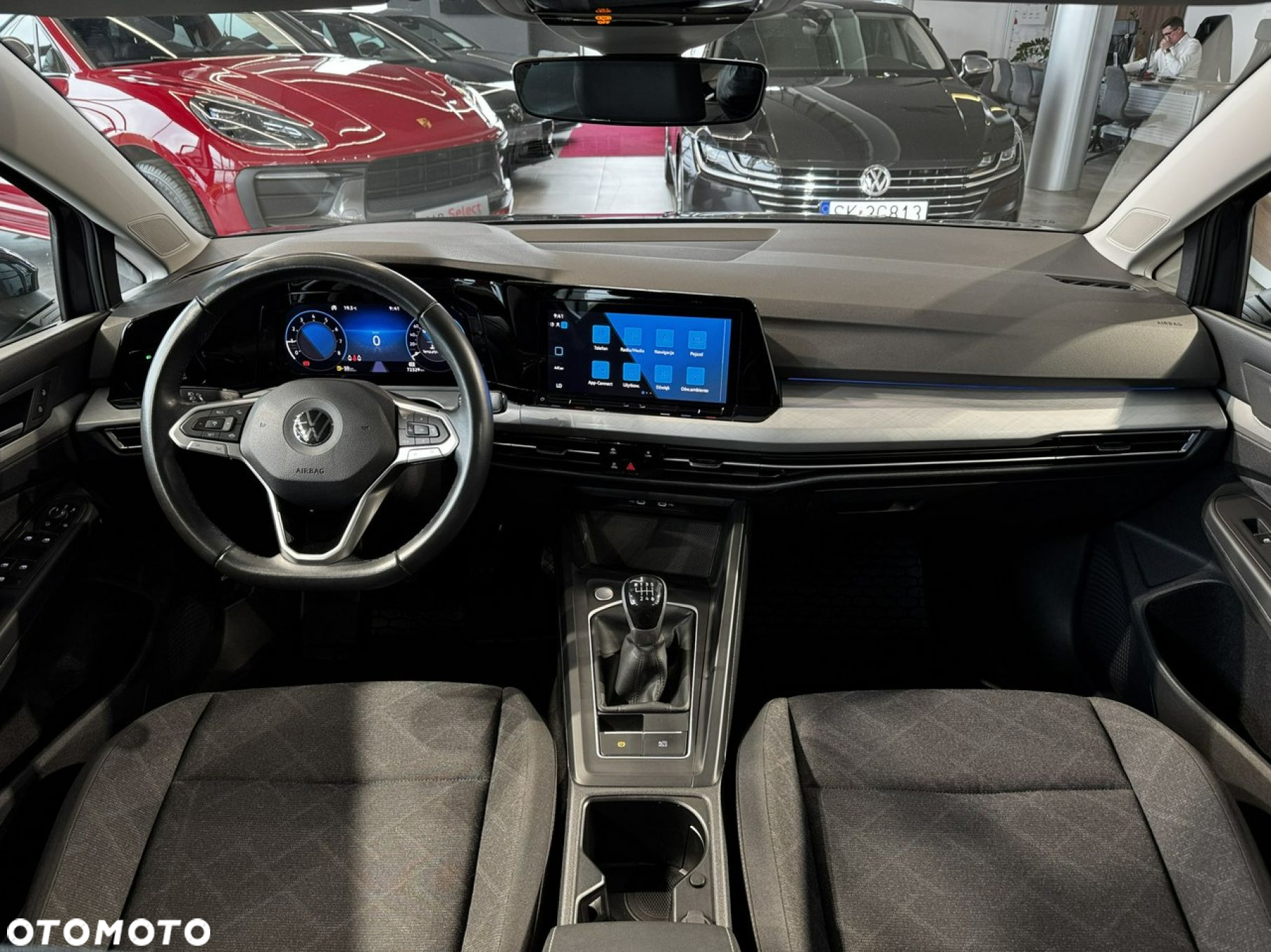 Volkswagen Golf - 18