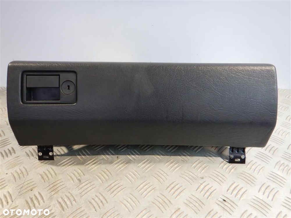 Schowek pasażera Volvo 850 1991-1996 9132993 ORYGINAŁ - 1