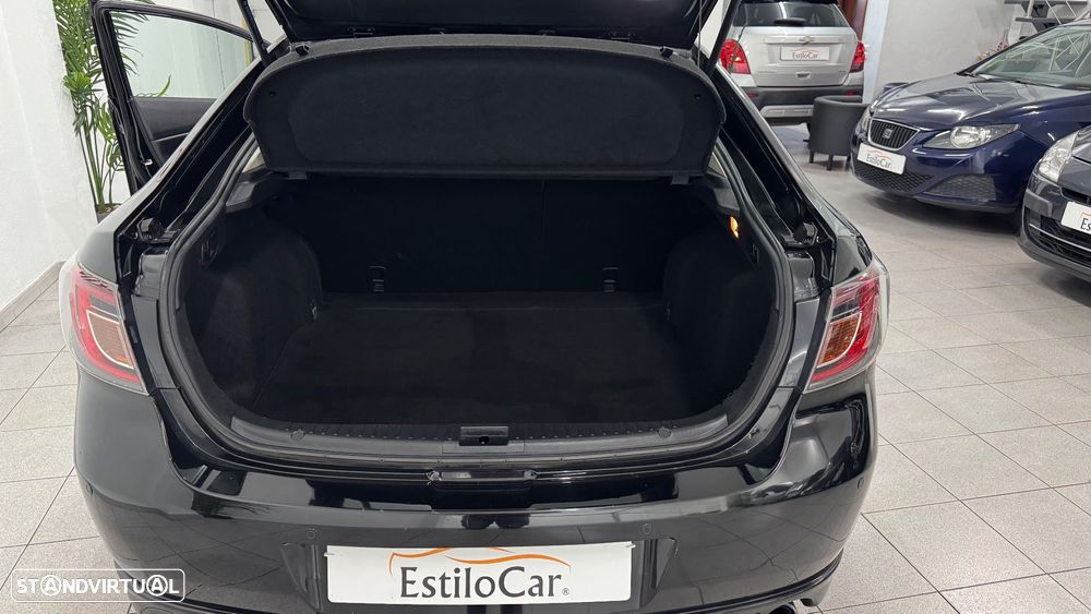 Mazda 6 MZR-CD 2.0 Sport - 34