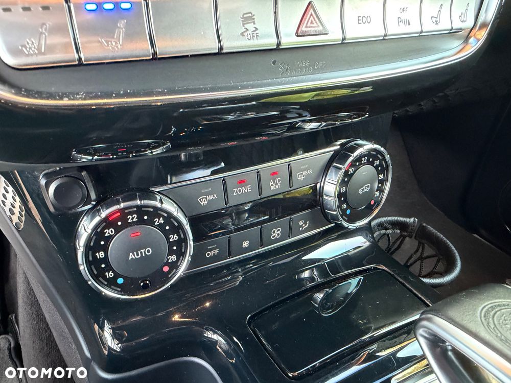 Mercedes-Benz Klasa G 63 AMG AMG SPEEDSHIFT 7G-TRONIC - 35