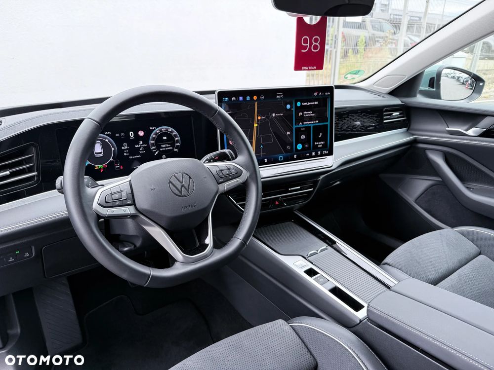 Volkswagen Passat Variant 2.0 TDI EVO Elegance DSG - 18