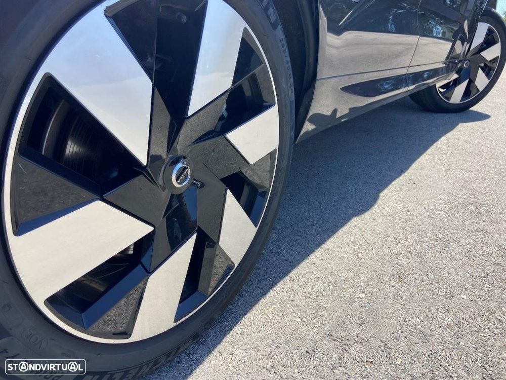 Volvo XC 60 2.0 T6 PHEV Plus Dark AWD - 6