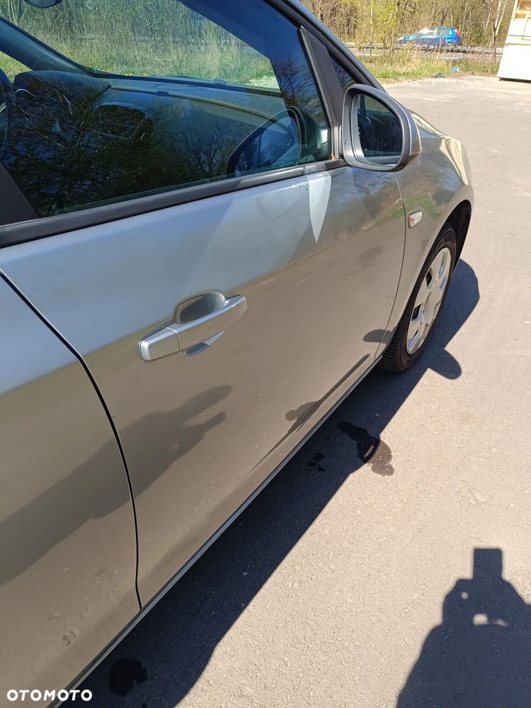 Opel Astra 1.7 CDTI Essentia - 16