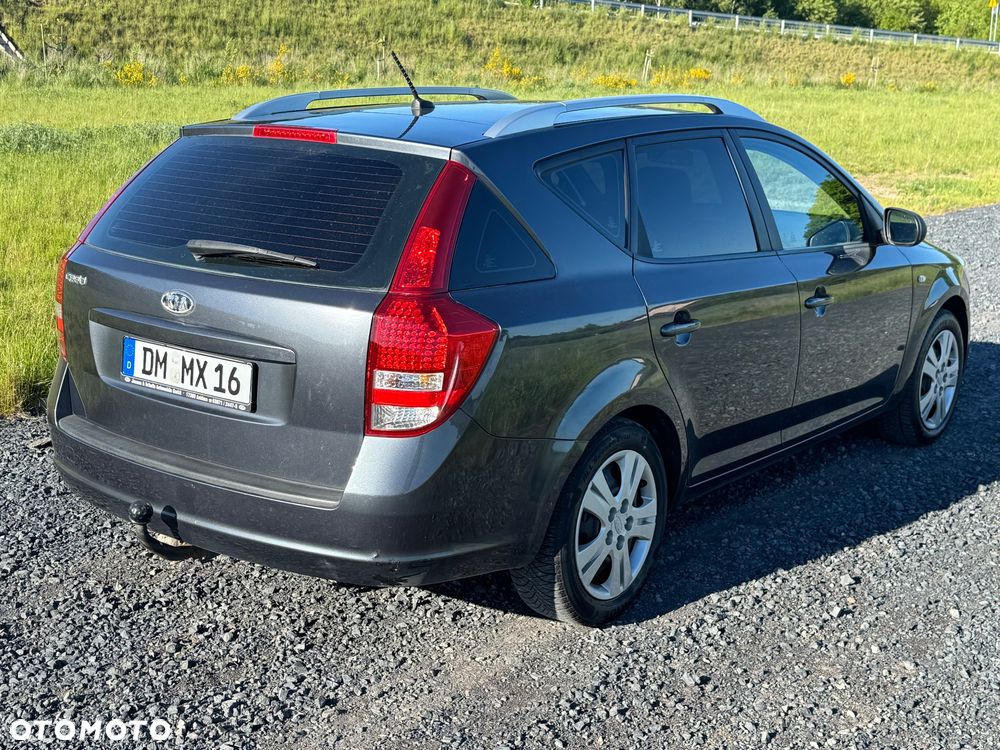 Kia Ceed 1.4 CVVT Attract - 6