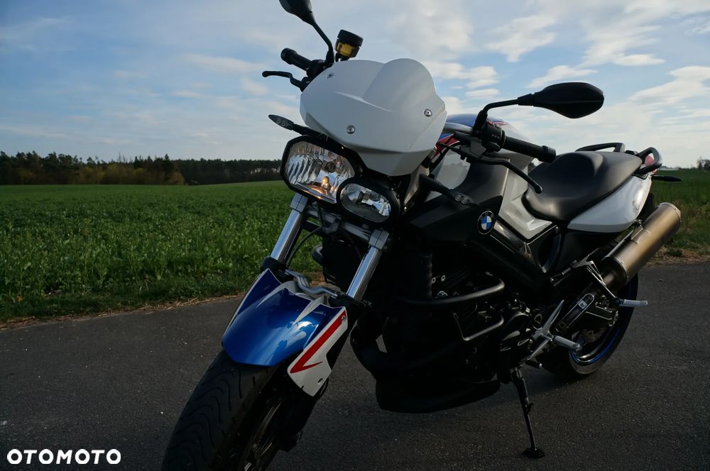 BMW F - 2