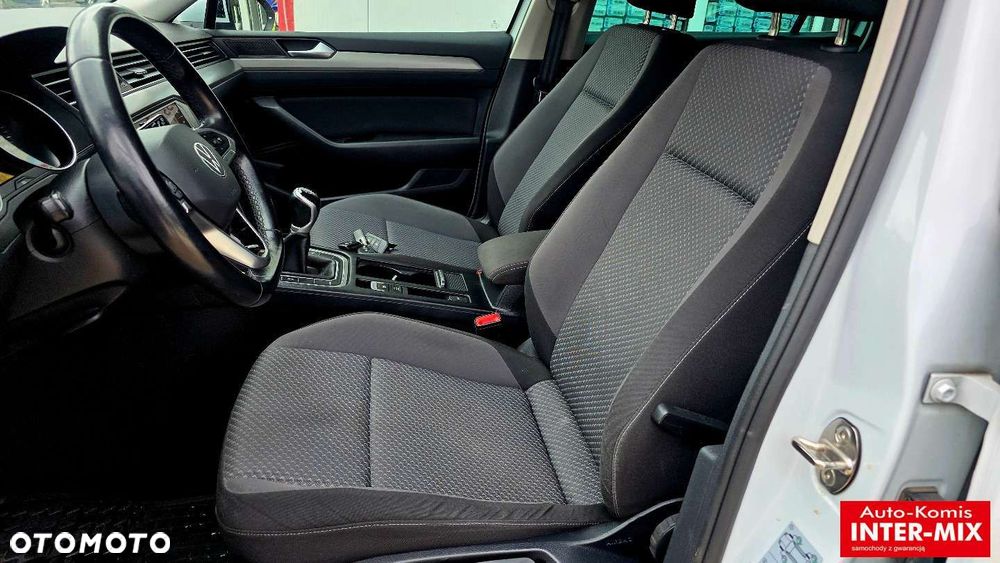 Volkswagen Passat - 34