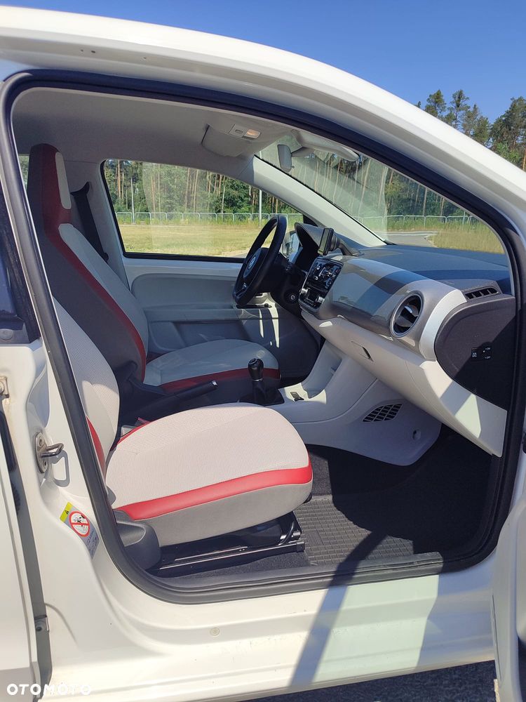 Volkswagen up! 1.0 high - 7
