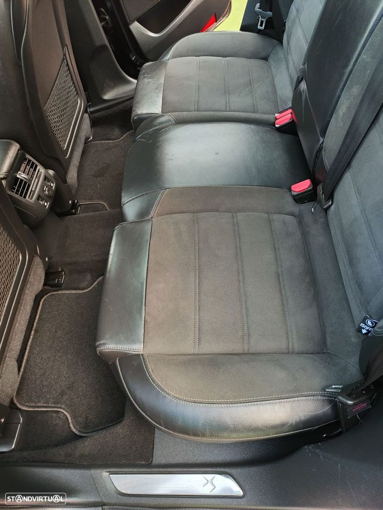 Citroën DS5 1.6 BlueHDi So Chic - 32