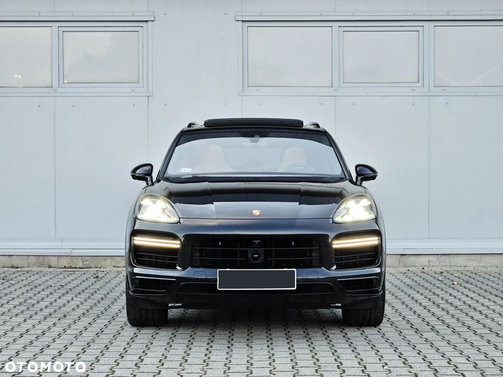 Porsche Cayenne - 7