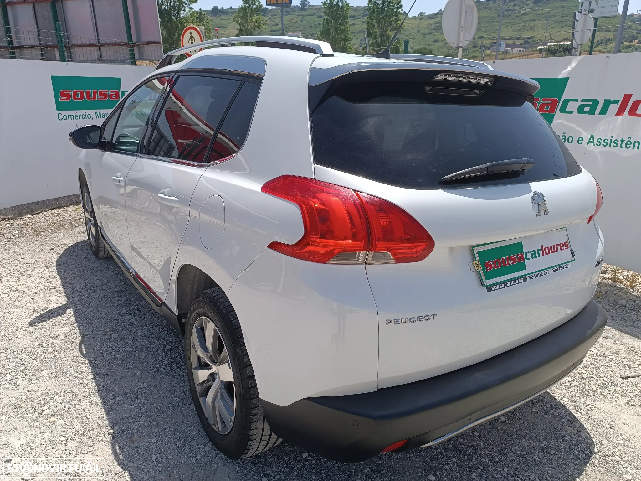 Peugeot 2008 - 13