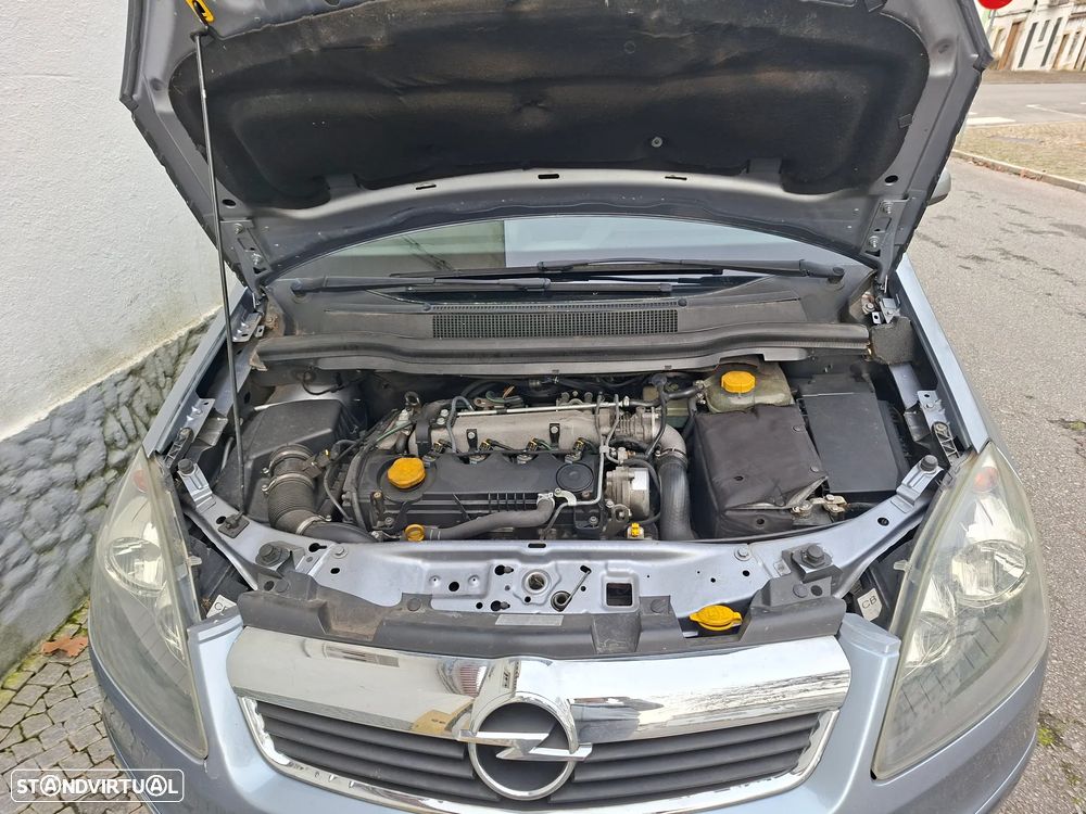 Opel Zafira 1.9 CDTI Enjoy Auto. - 2