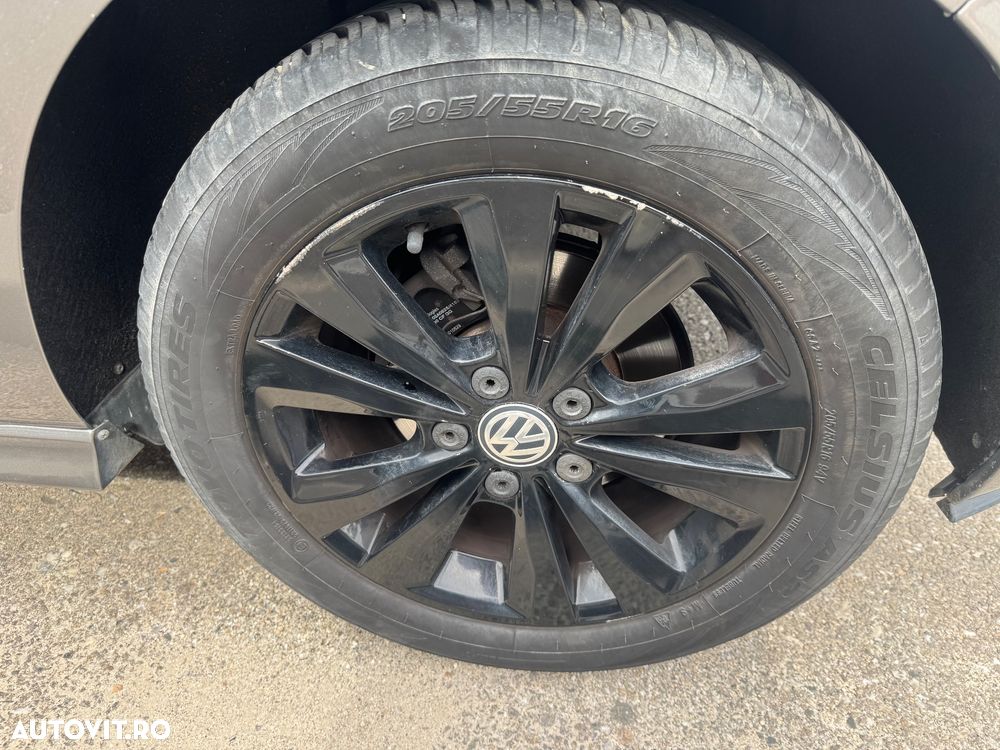 Volkswagen Golf 1.6 TDI DPF DSG BlueMotion Technology Comfortline - 15