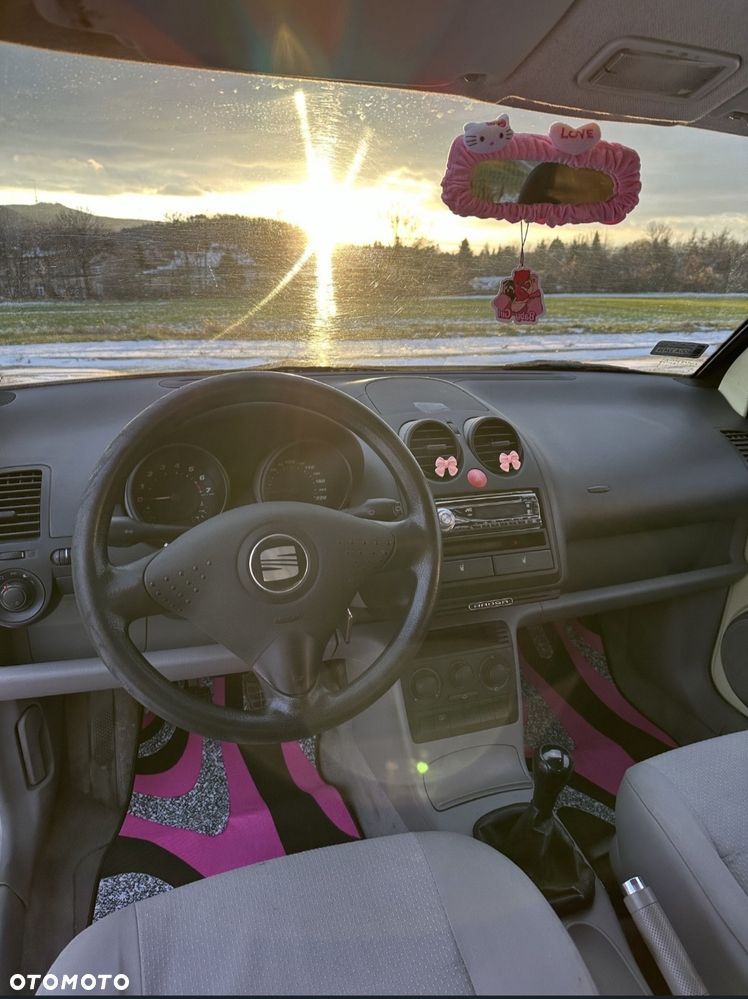 Seat Arosa 1.0 Stella - 7